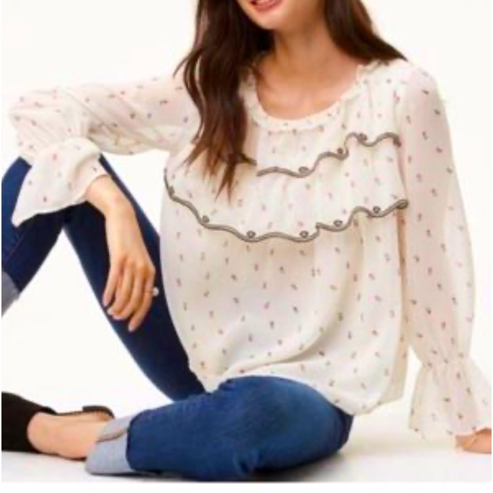 Ann Taylor Loft Romantic RoseBud cream Top with Ruffles Small